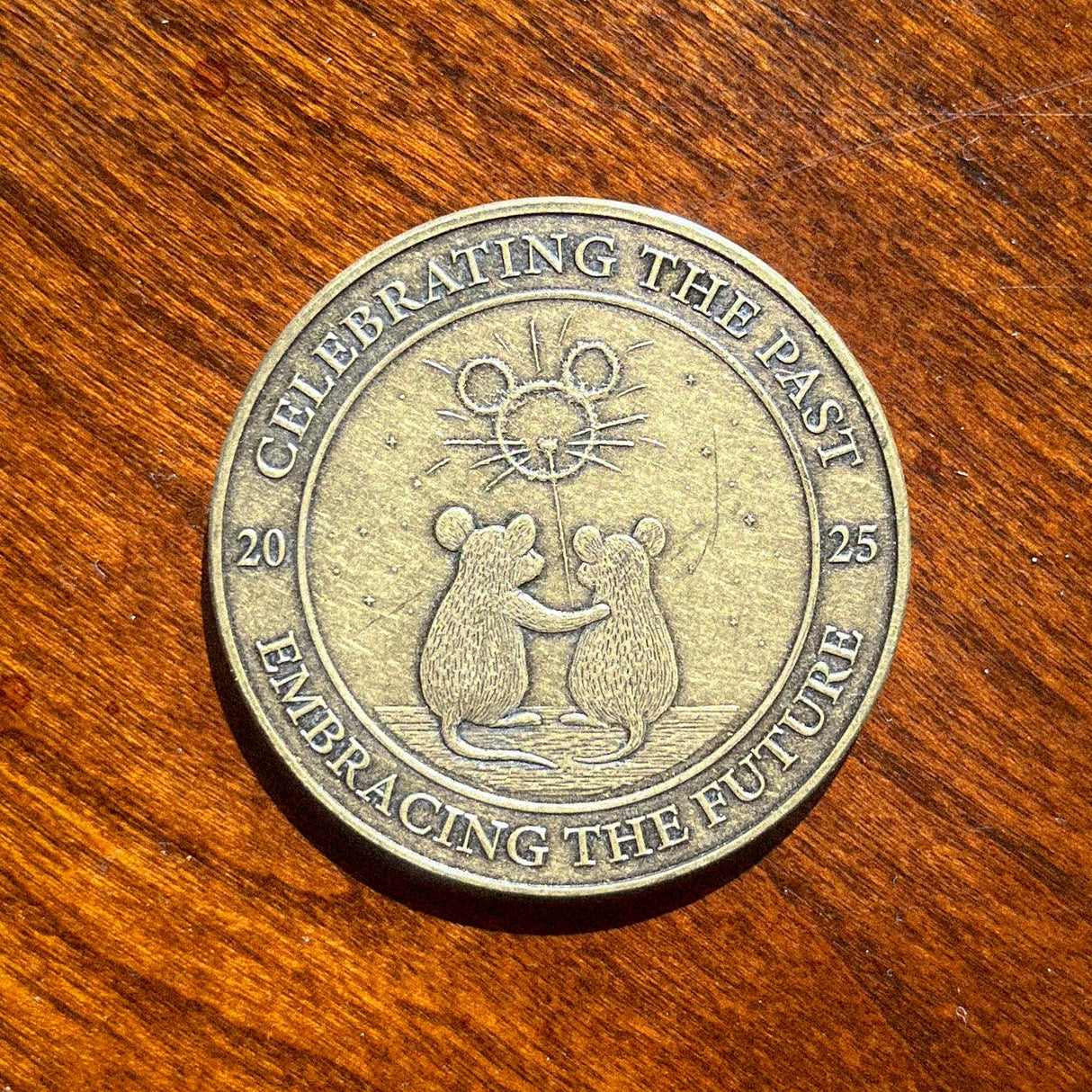 GiantMouse 10 Year Jubilee Coin | Antique Brass