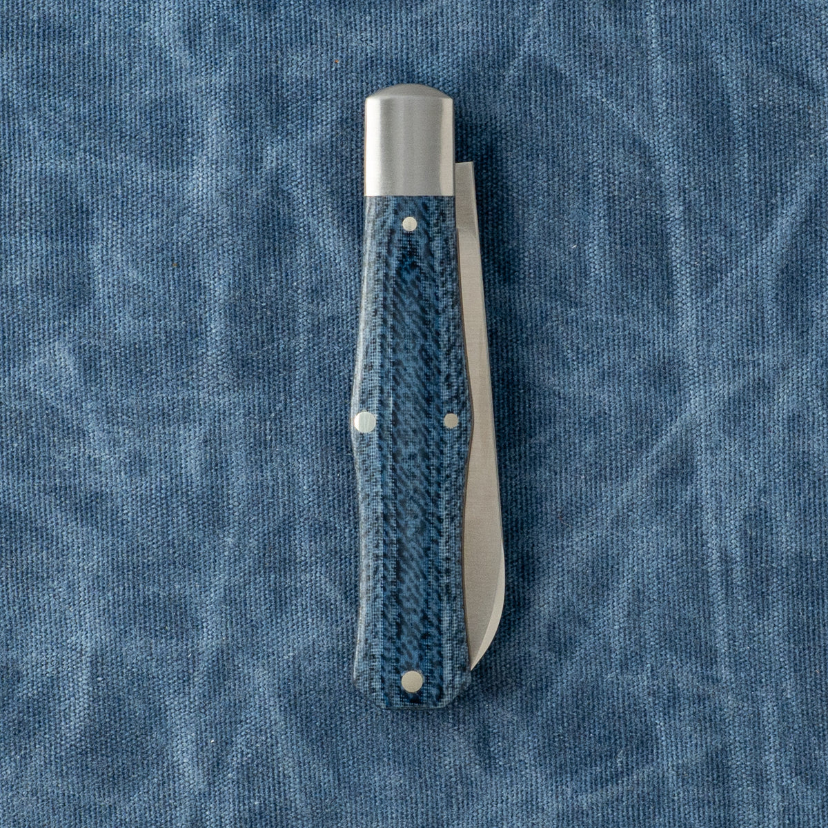 Gateway Coffin | Vibe Linen Denim