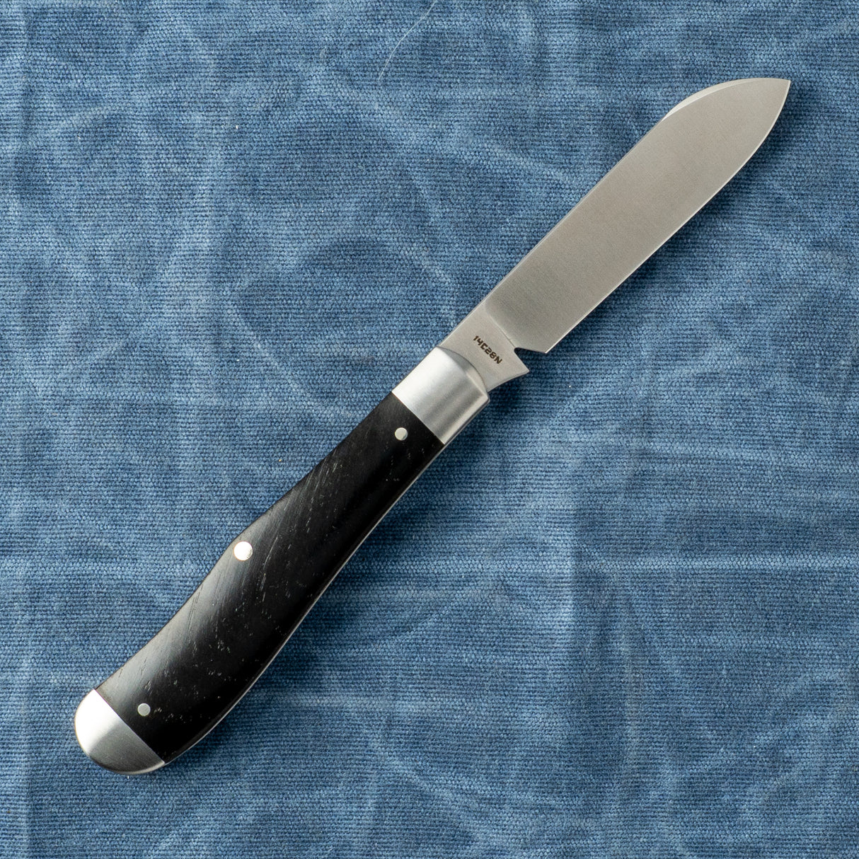 Gateway Eureka | Ebony Wood
