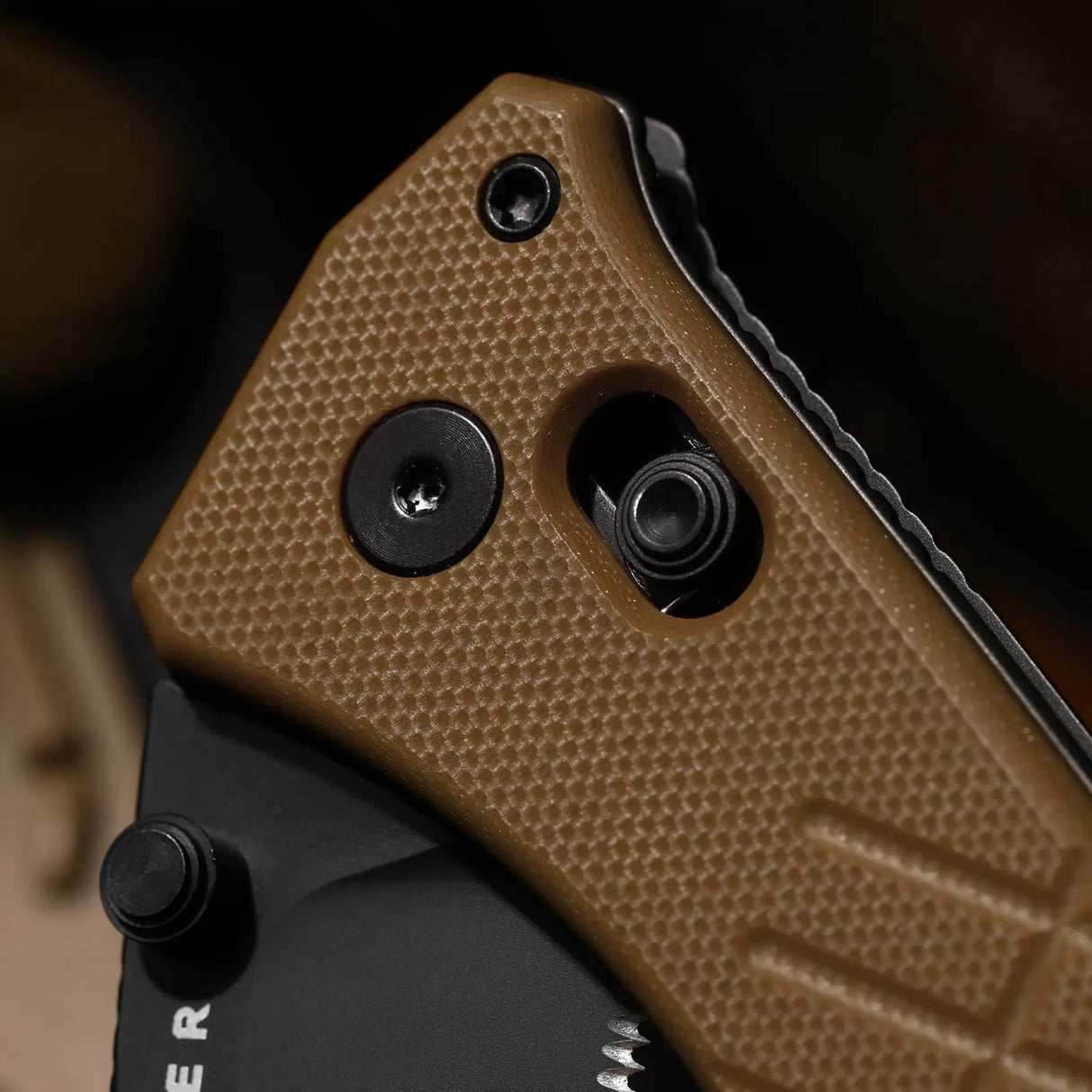 Aegis T | Brown G10 + Black Serrated AEB-L