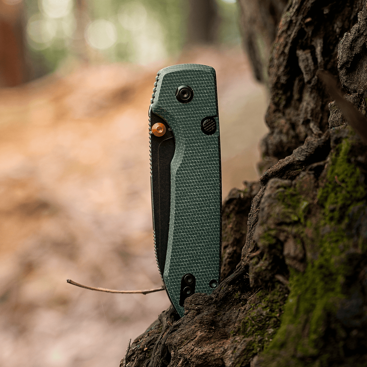 Raccoon 2.0 Top Liner Lock | Green Micarta + 14C28N Drop Point - A2901