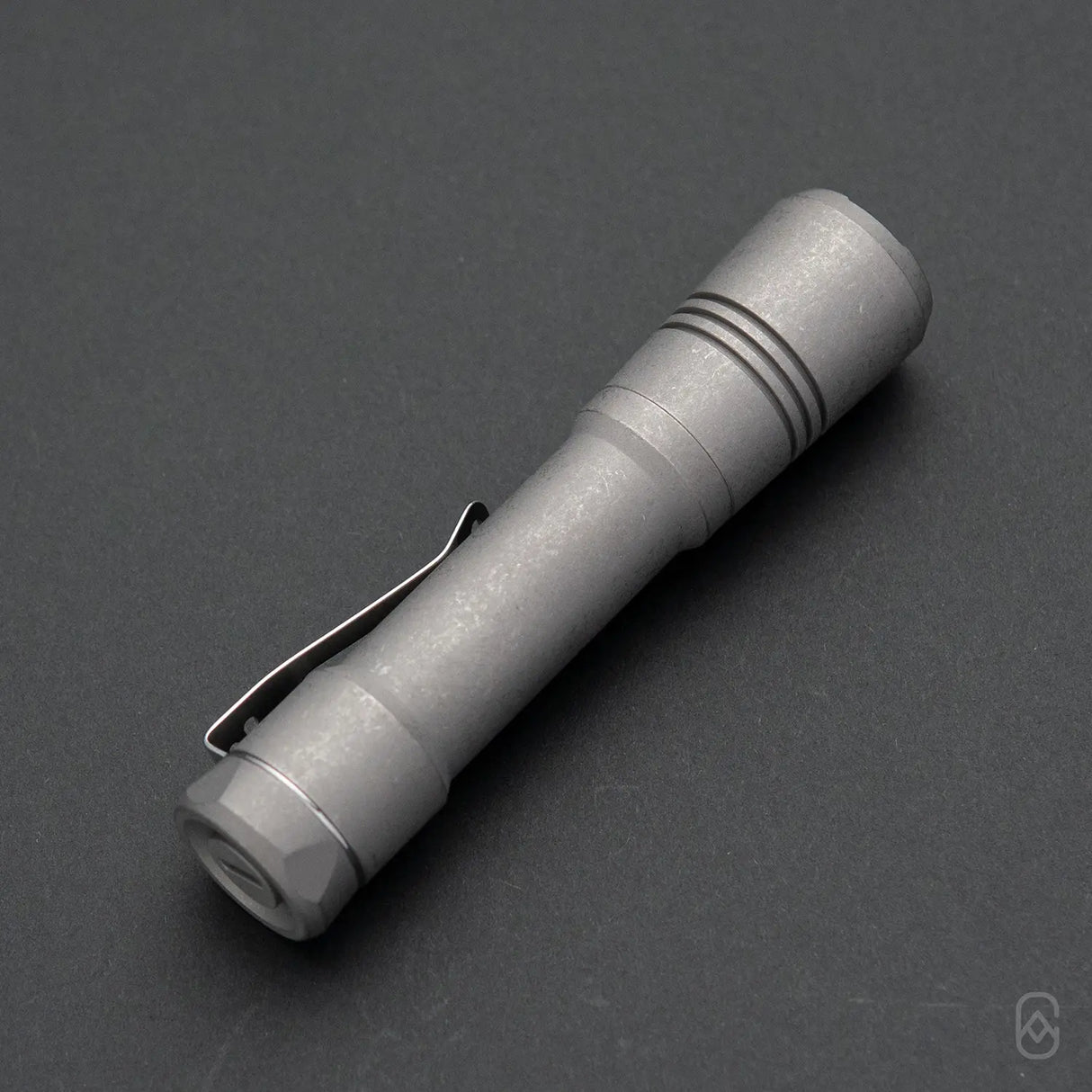 Pineapple-Ti | Titanium Smooth