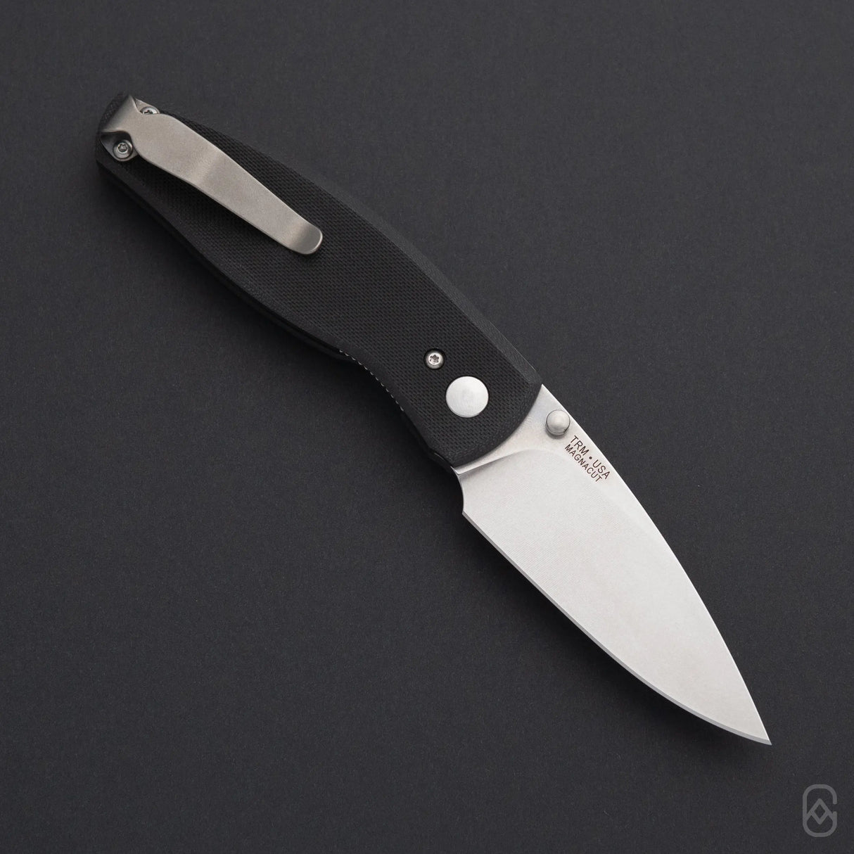 Neutron 2 | Jet Black Flat Textured G10 + Magnacut