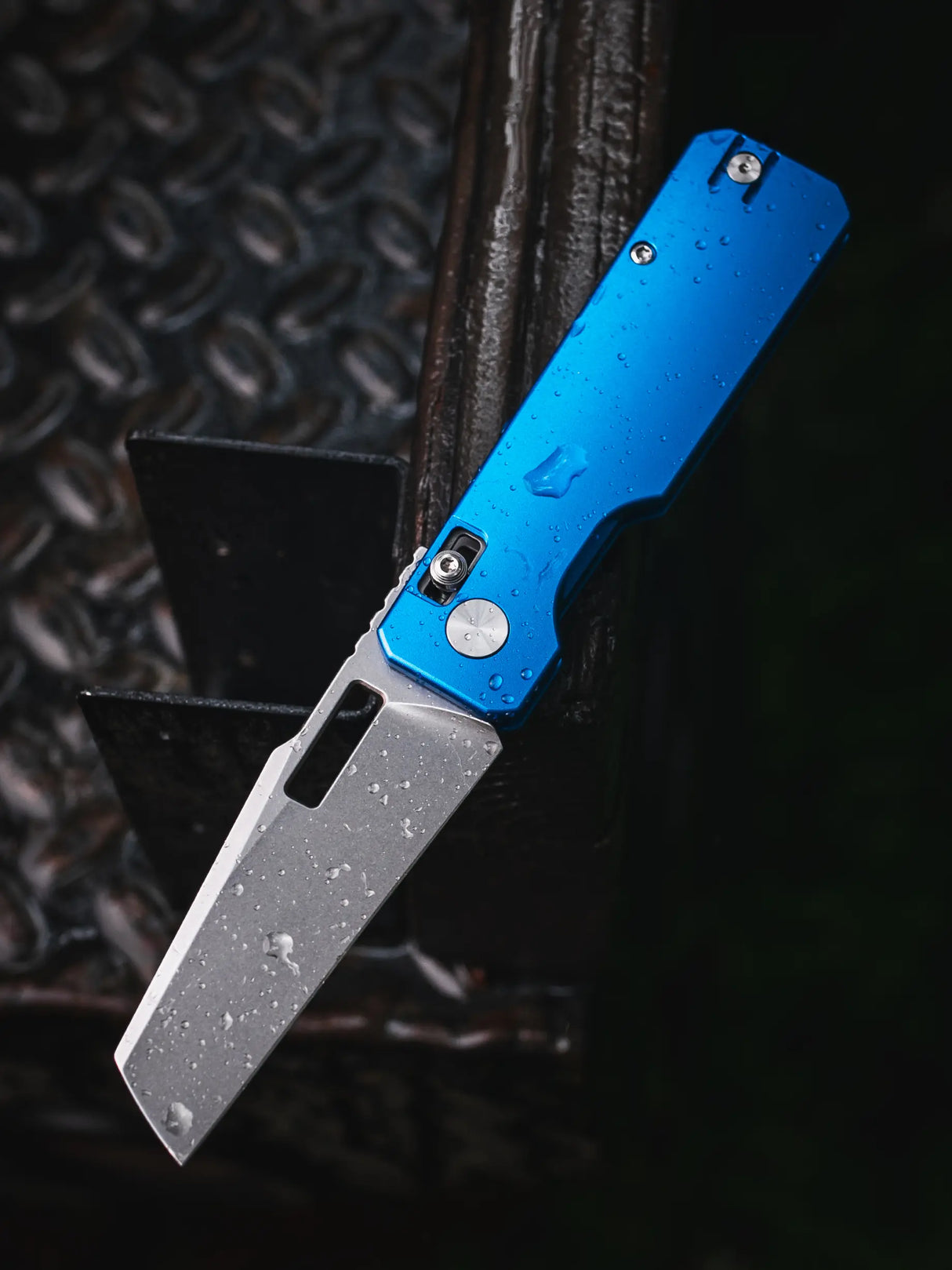 Aura Talon | Blue Aluminium + Stonewash 14C28N
