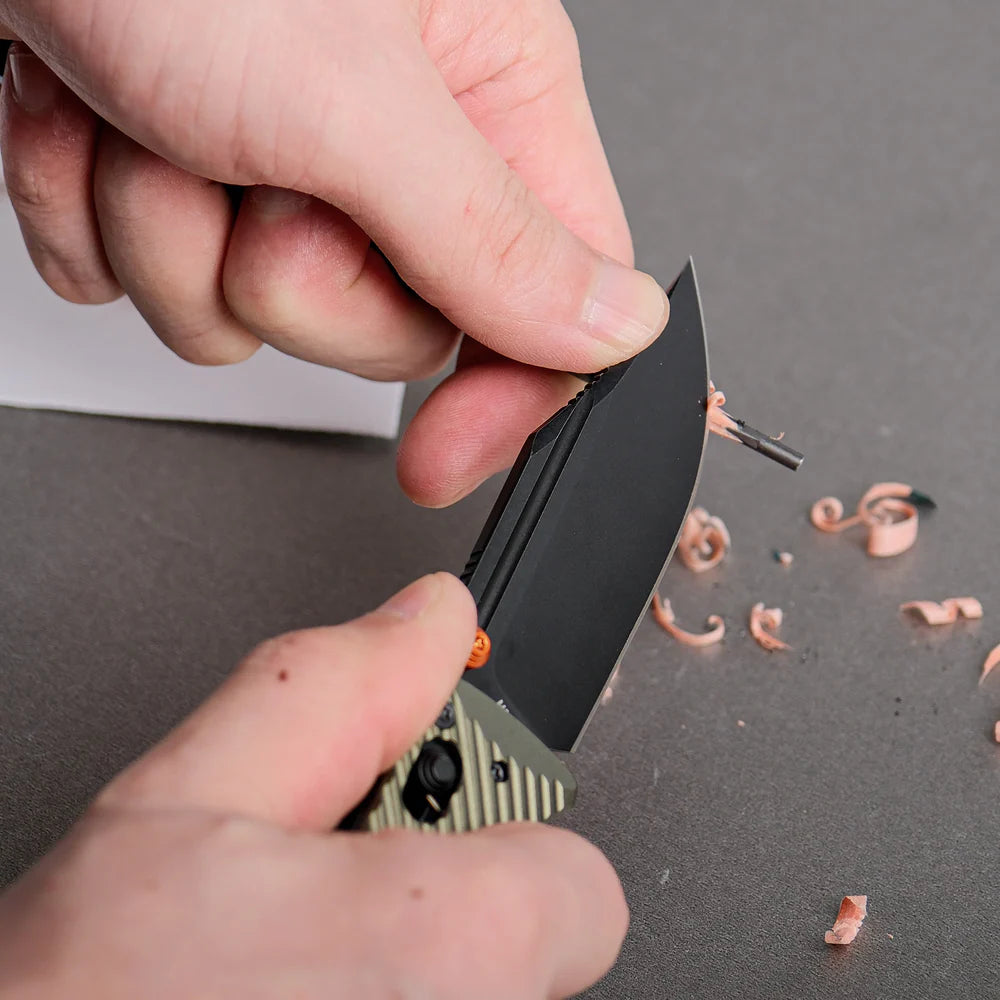 Vombat | Olive Green Aluminium + M390 Clip Point - A4102