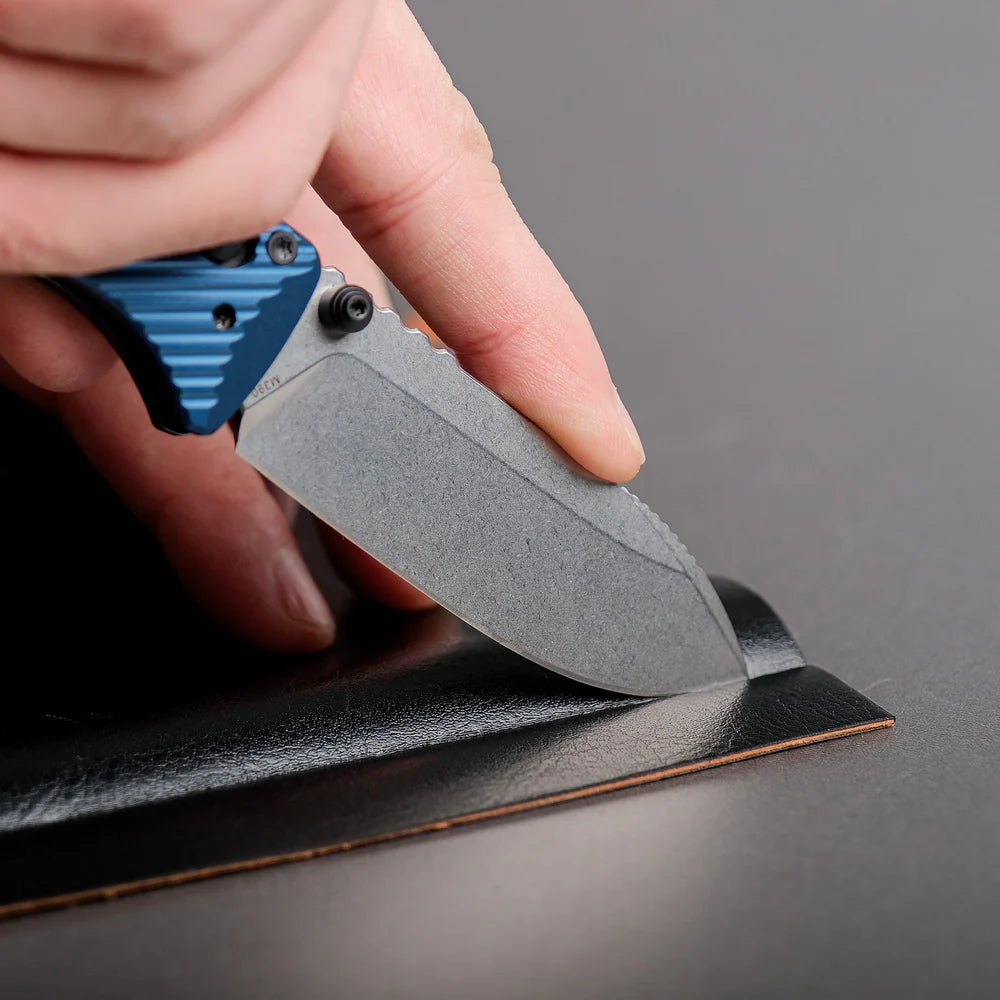 Vombat | Blue Aluminium + M390 Drop Point - A4103