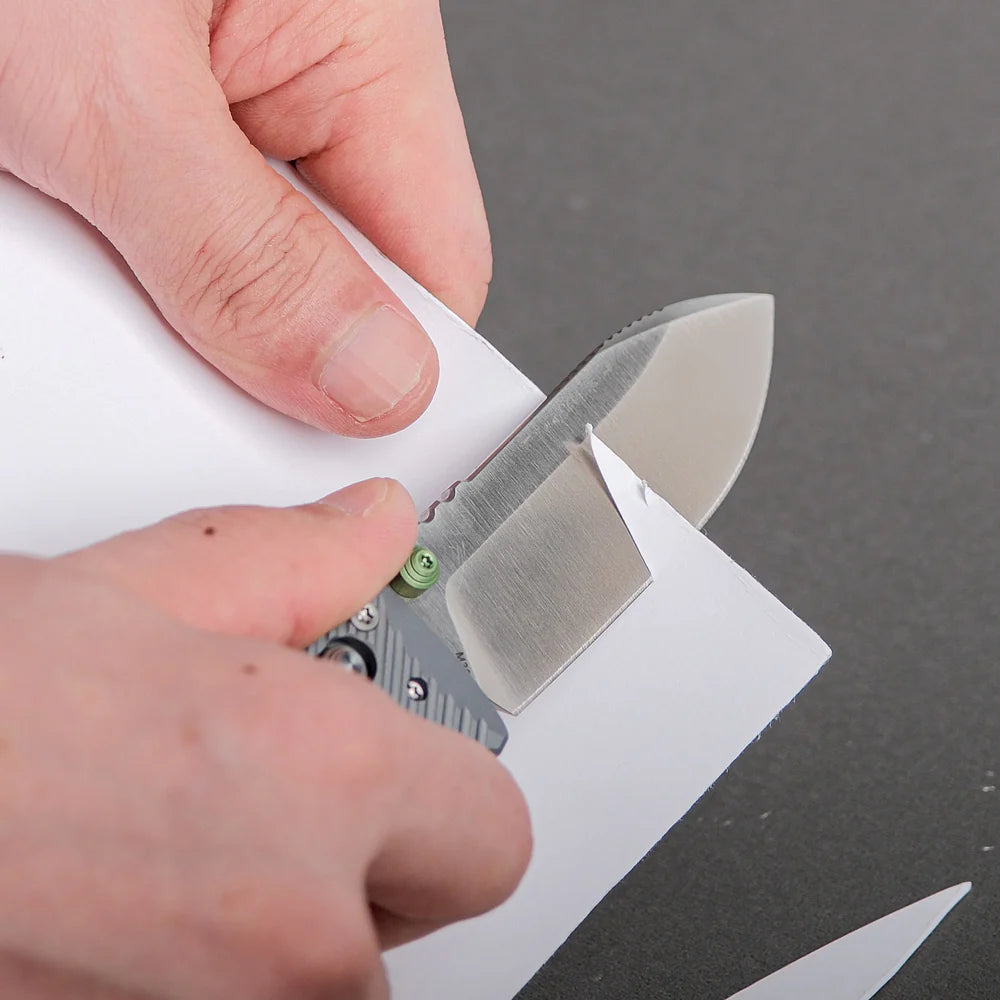 Vombat | Grey Aluminium + M390 Drop Point - A4104