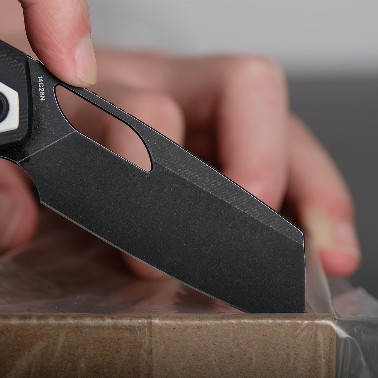 Kroc G10 | Black & White + 14C28N - A1806