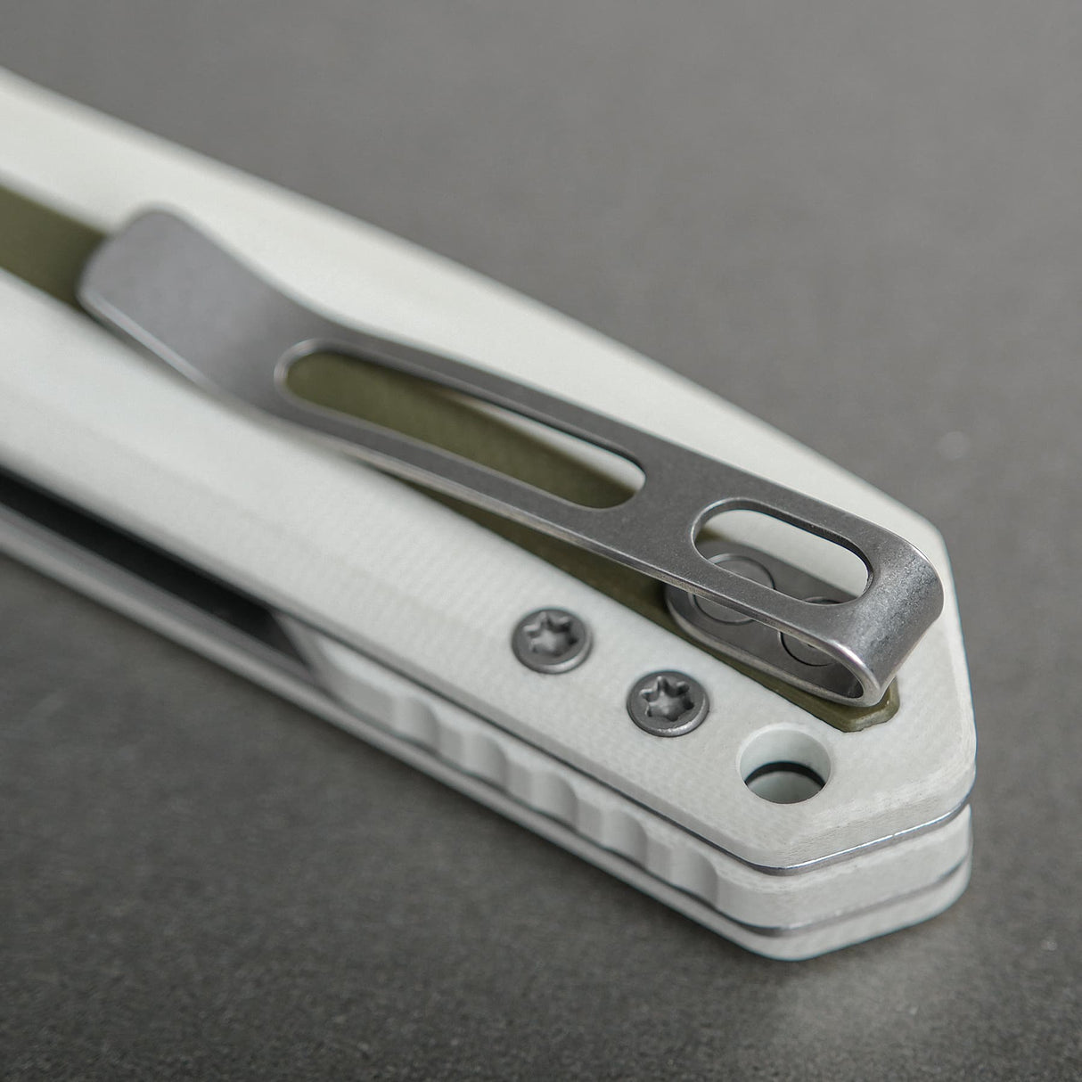 Kroc G10 | White & Green + 14C28N - A1808