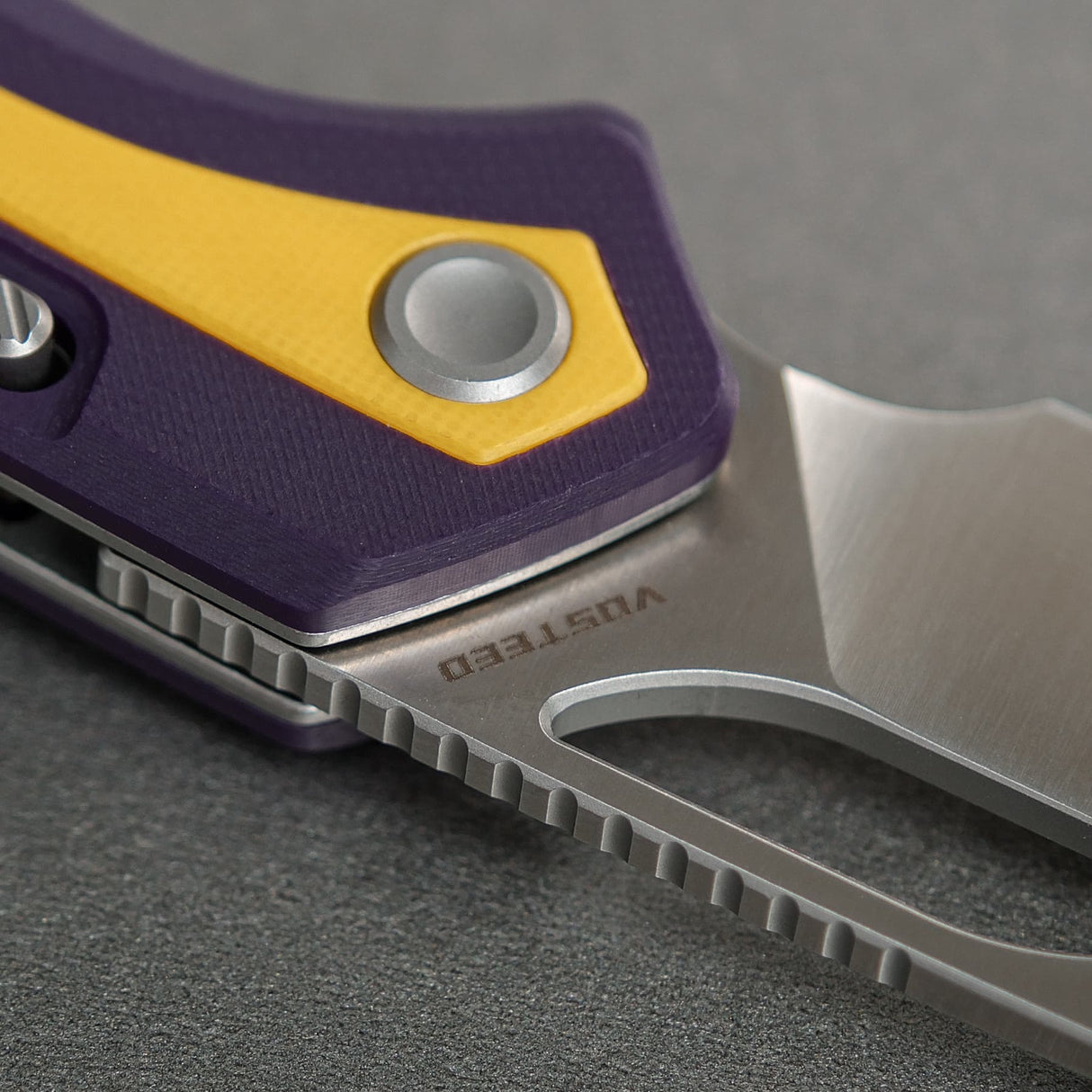 Kroc G10 | Purple & Yellow + 14C28N - A1809