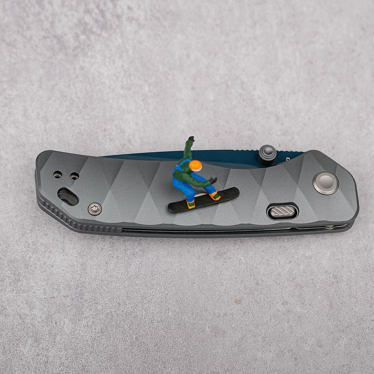 Marten | Dim Grey Aluminium + Cerakote 154CM - A1610