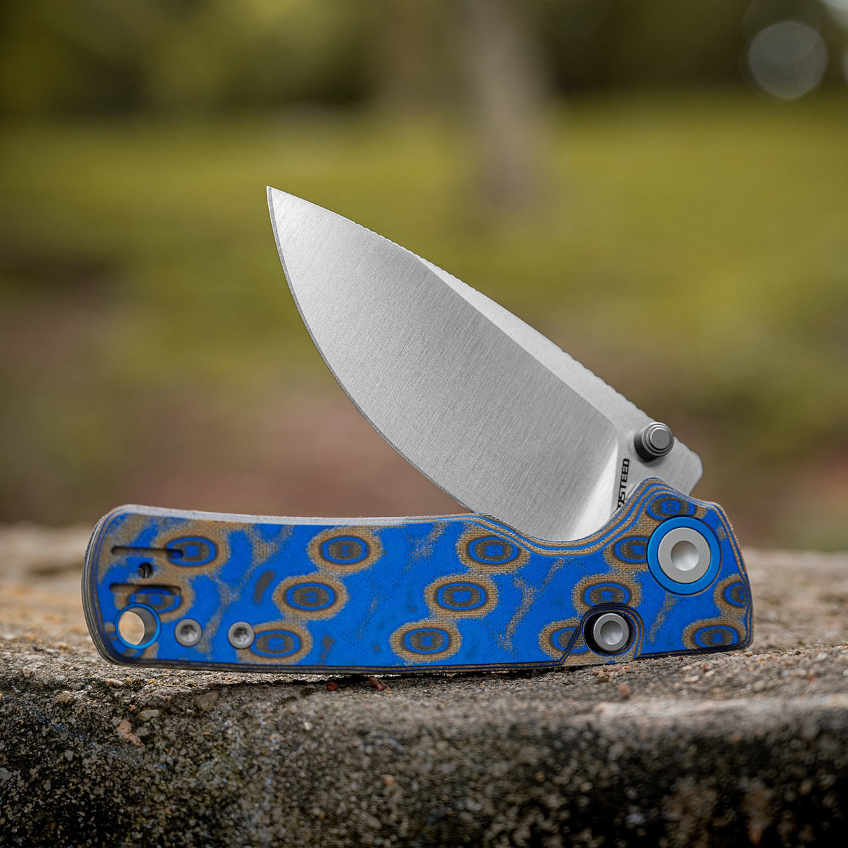 Porcupine Thumb Stud | Blue Ocean Micarta + Satin 14C28N - A2614