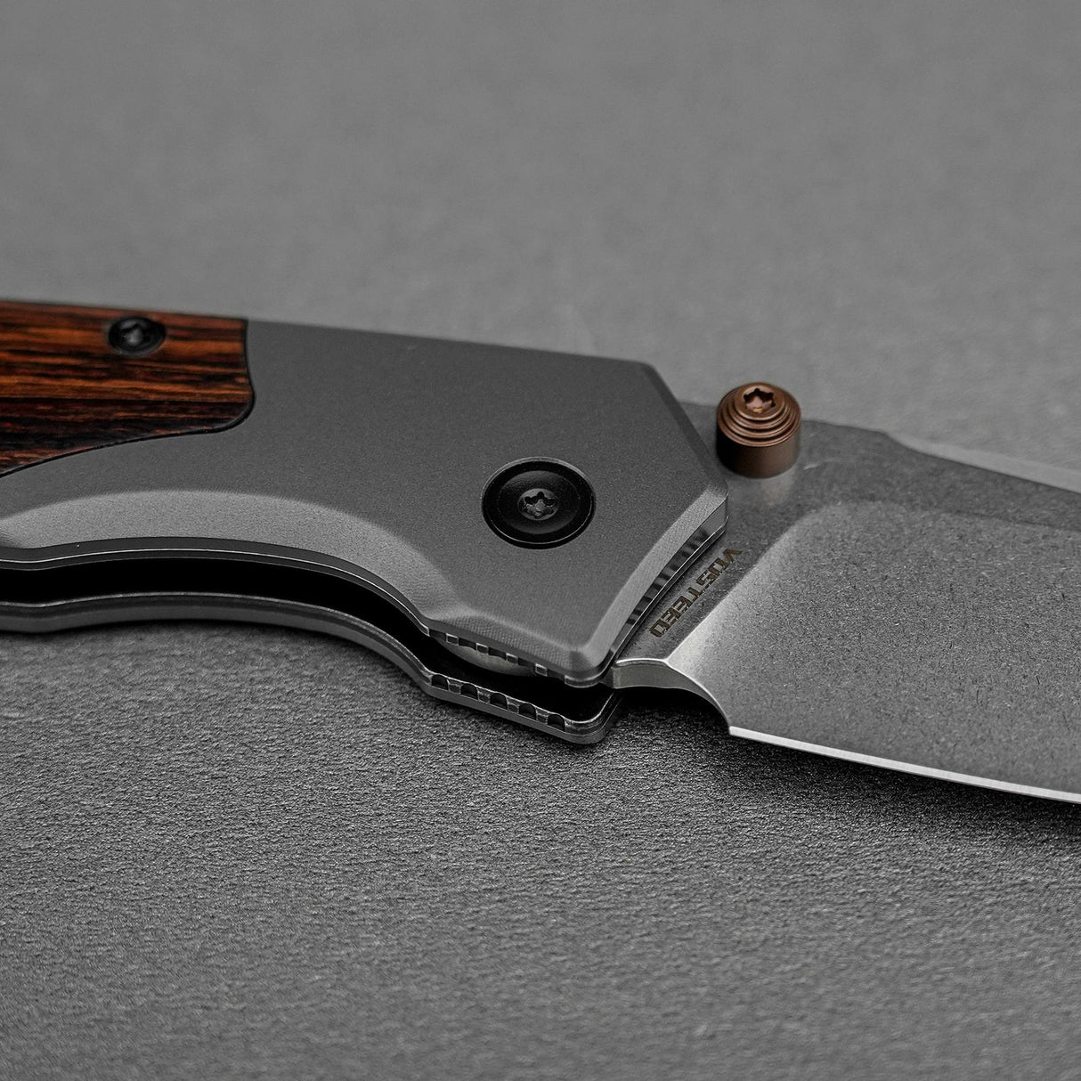 Psyop 299 | Brown Sand Ironwood Ti Bolster + Stonewash S35VN - A2228