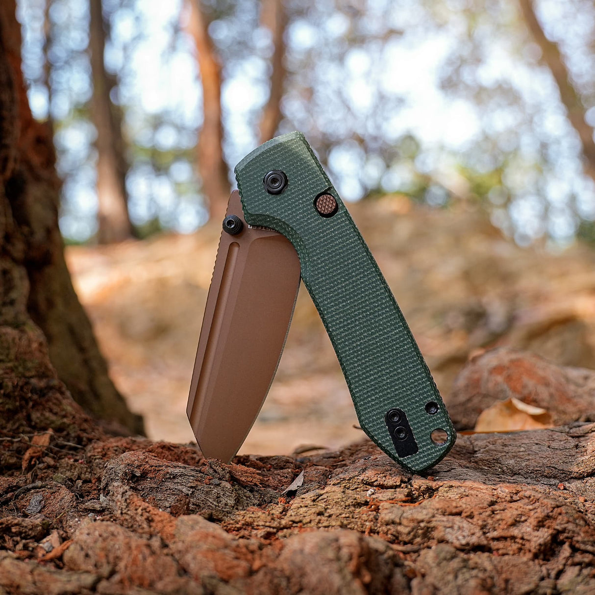 Raccoon 2.0 Top Liner Lock | Green Micarta + Copper Dune 14C28N Sheepsfoot - A2929