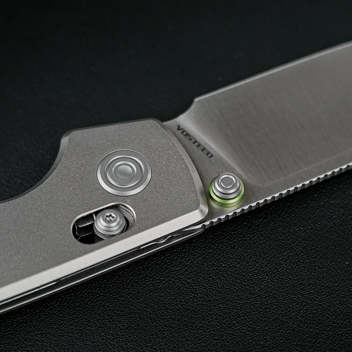 Raccoon TiSlim™ | Grey Ti + Satin 154CM