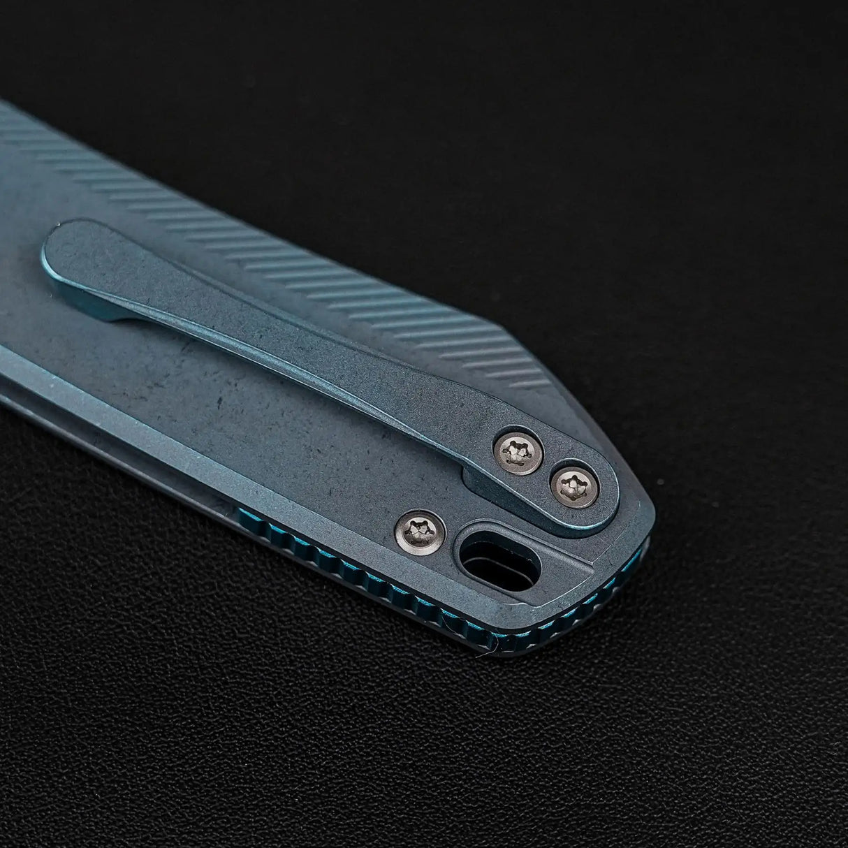 Raccoon TiSlim™ | Blue Ti + Stonewash 154CM