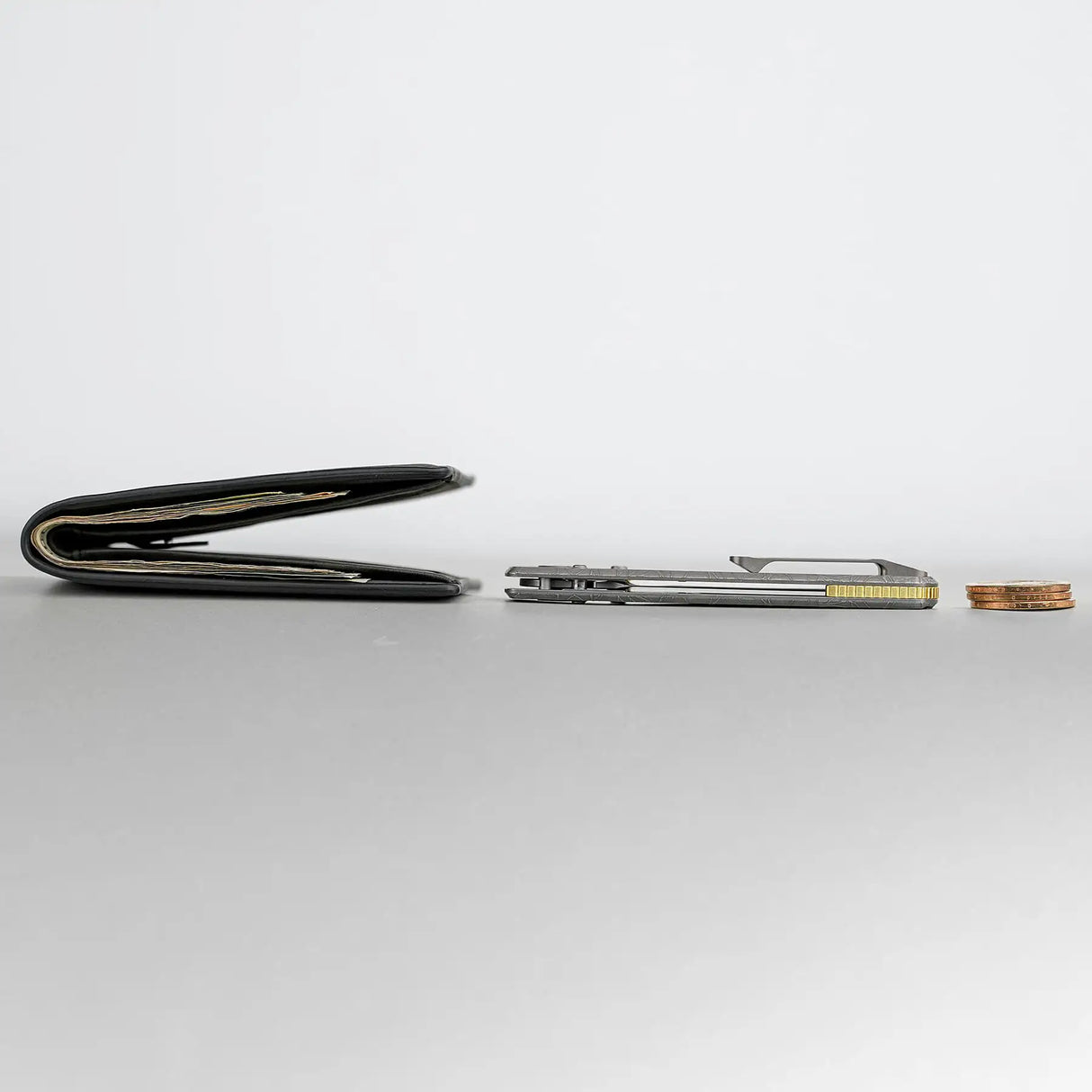 Raccoon TiSlim™ | Acid Wash Grey Ti + Stonewash S35VN