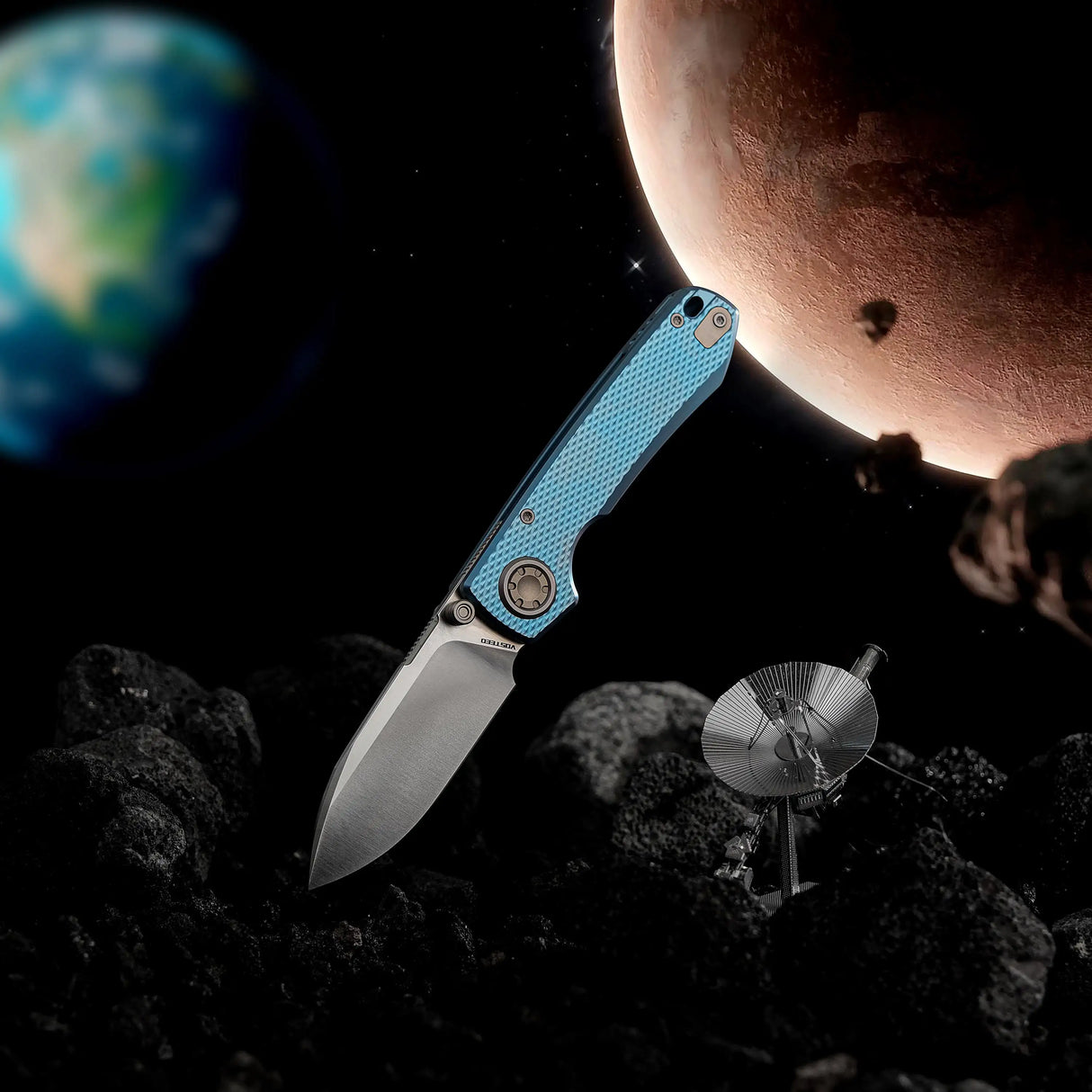 Raccoon V | Blue Titanium + Satin Blade