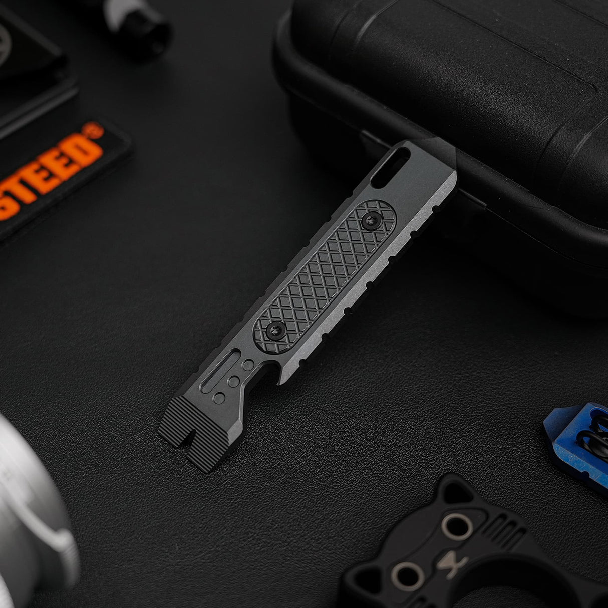 Shark Bomb Prybar 2.0 | Black Oil Ti - X0170