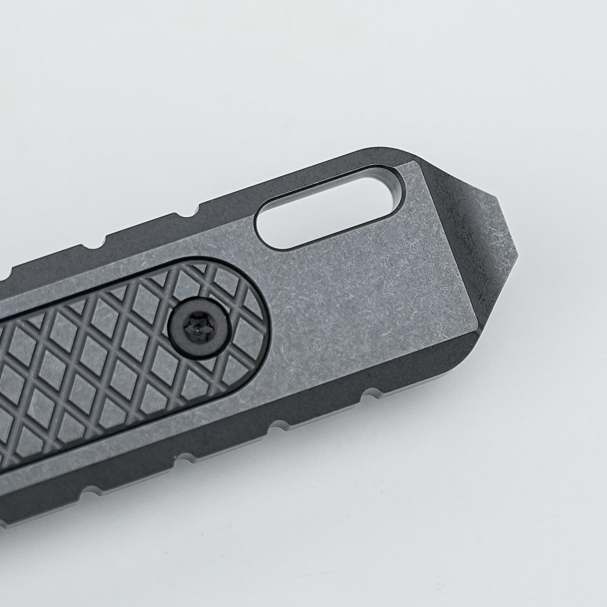 Shark Bomb Prybar 2.0 | Black Oil Ti - X0170