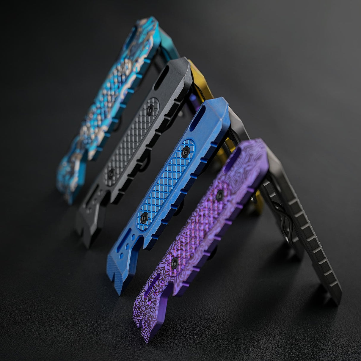 Shark Bomb Prybar 2.0 | Purple Threads Ti - X0174