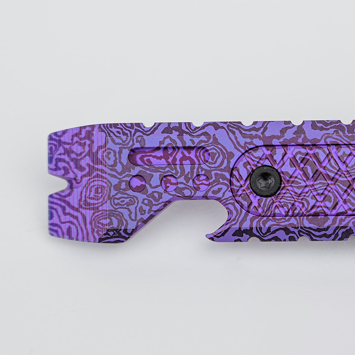 Shark Bomb Prybar 2.0 | Purple Threads Ti - X0174
