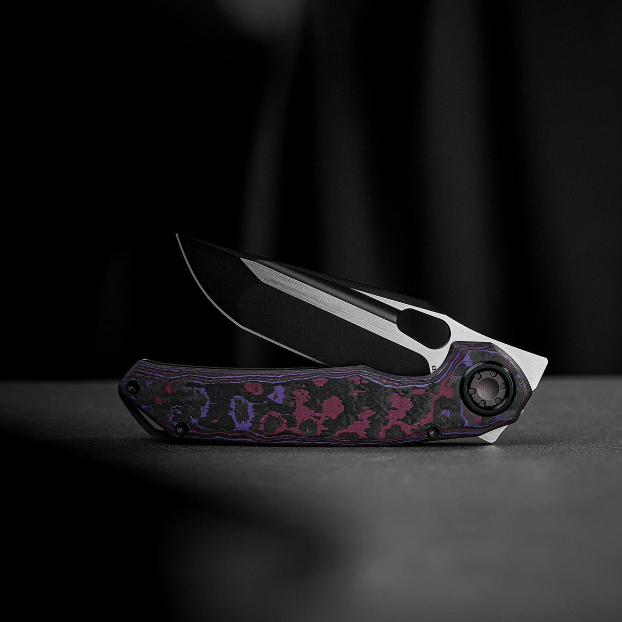 Thunderbird V | FatCarbon Purple Haze + Ti PVD Belt Satin M390 - A0319