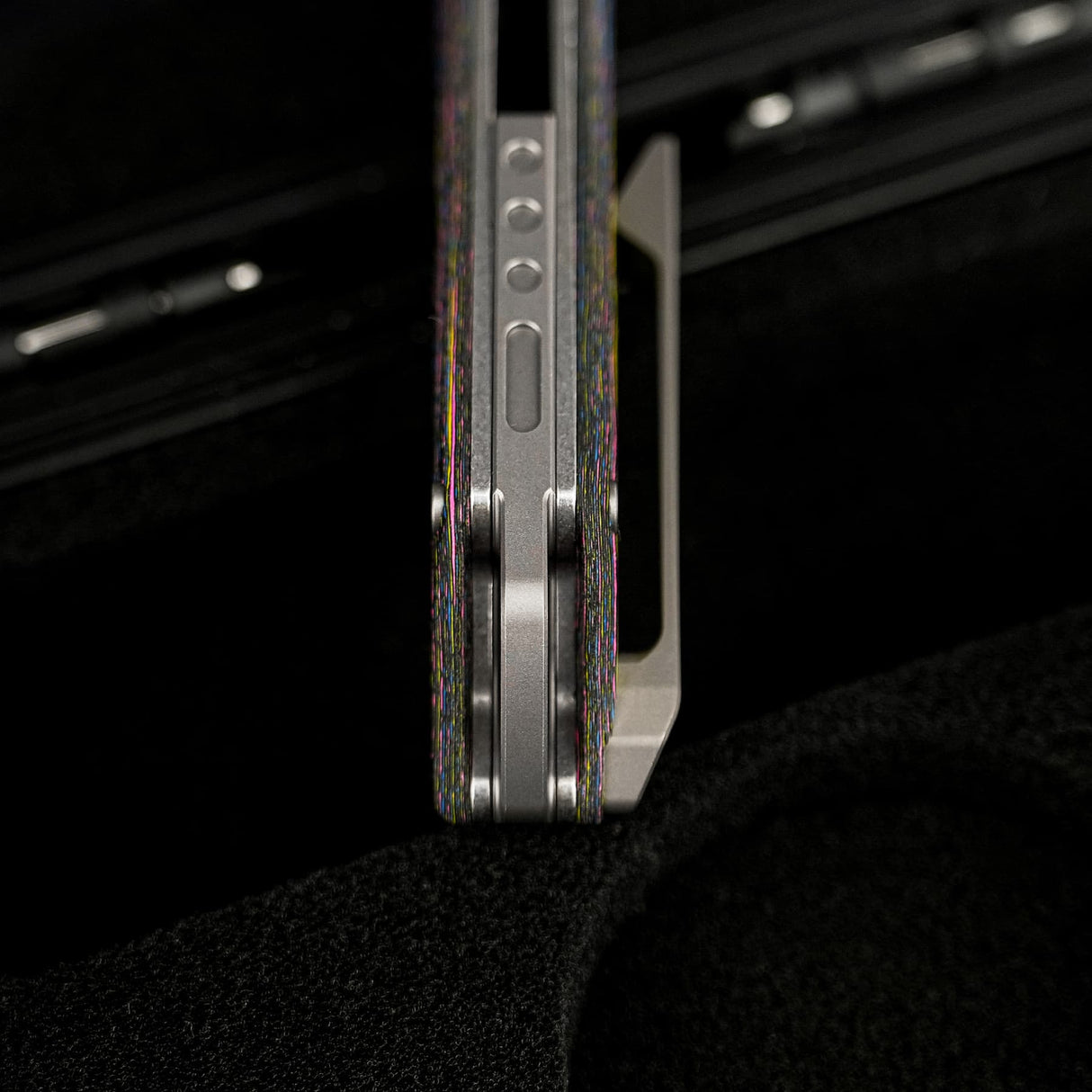 Thunderbird V | CamoCarbon Ultimate Warrior + Dual Satin & Bead Blast M390 - A0322