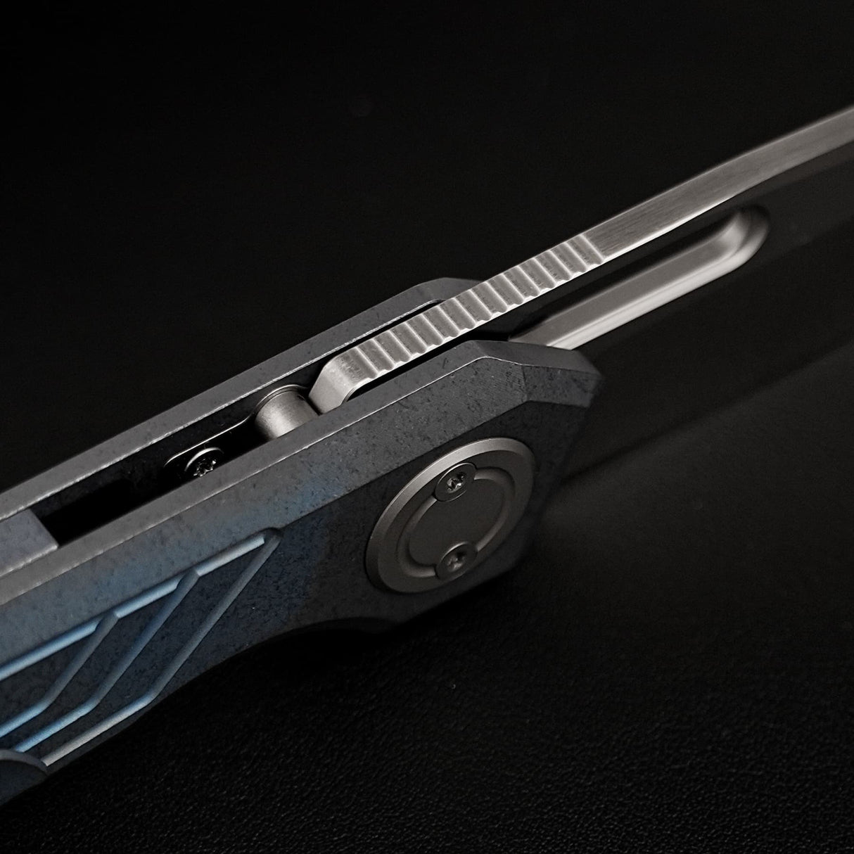 Xeno | Blue Ti + Satin Vanax