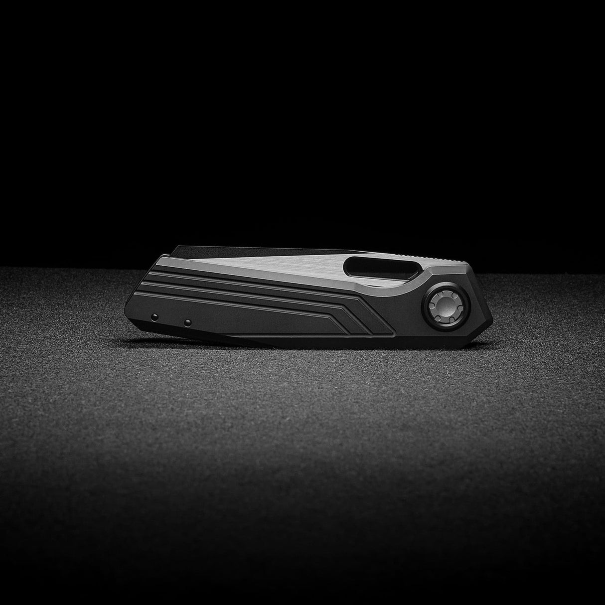 Xeno | Black Ti + TI-PVD & Satin Vanax