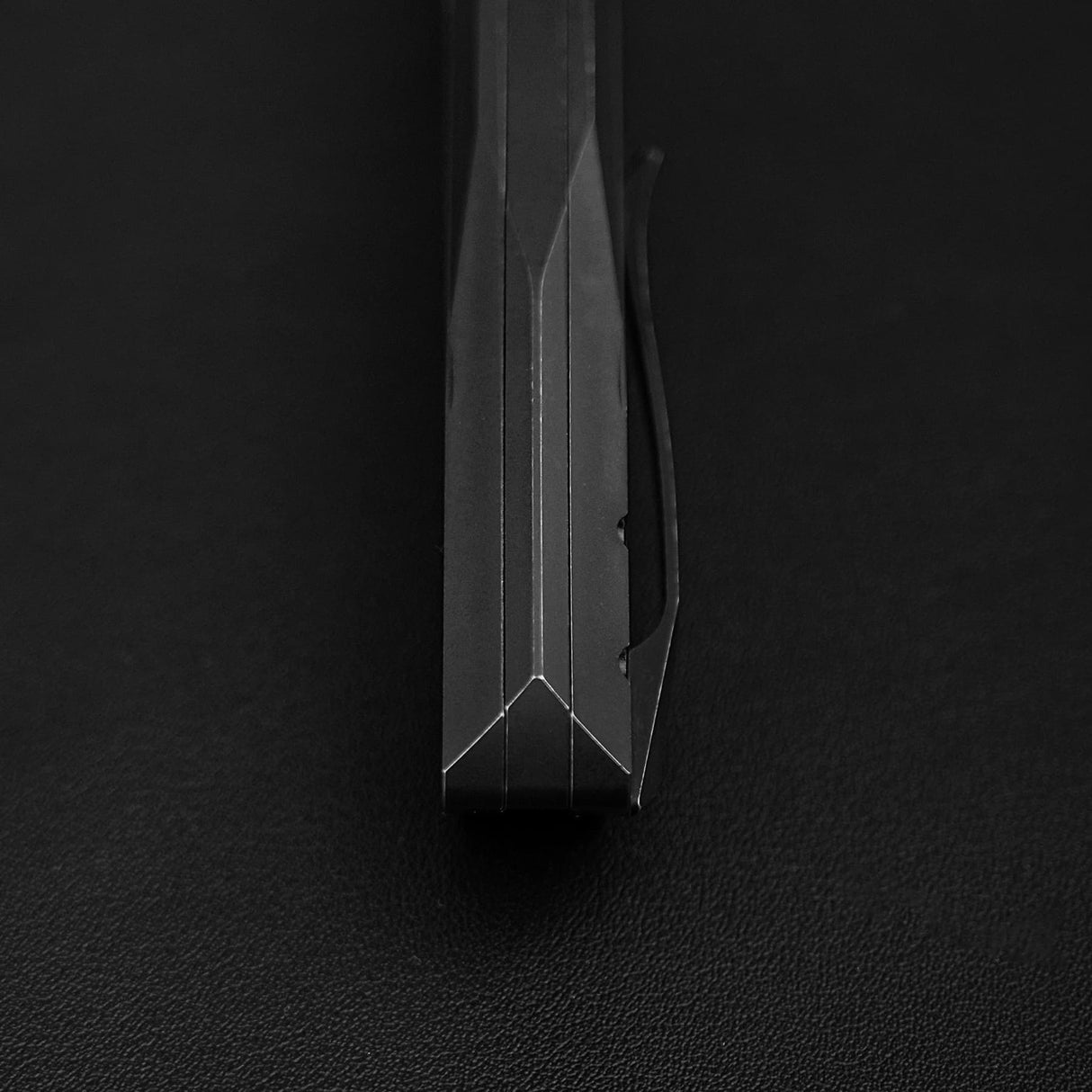 Xeno | Black Ti + TI-PVD & Satin Vanax