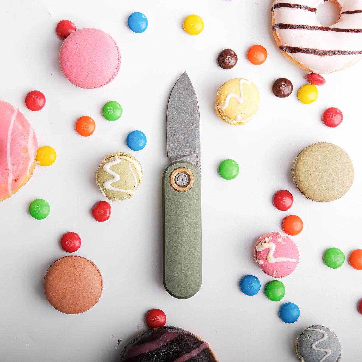 Corgi V | Green Aluminium + 14C28N - A3702