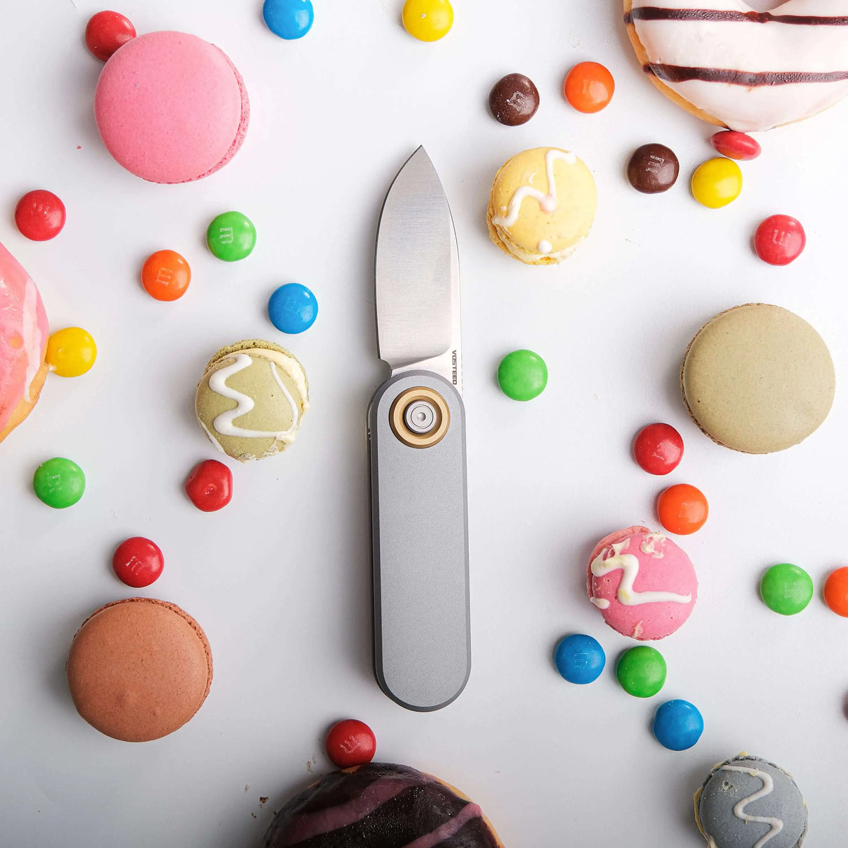 Corgi V | Grey Aluminium + 14C28N - A3703