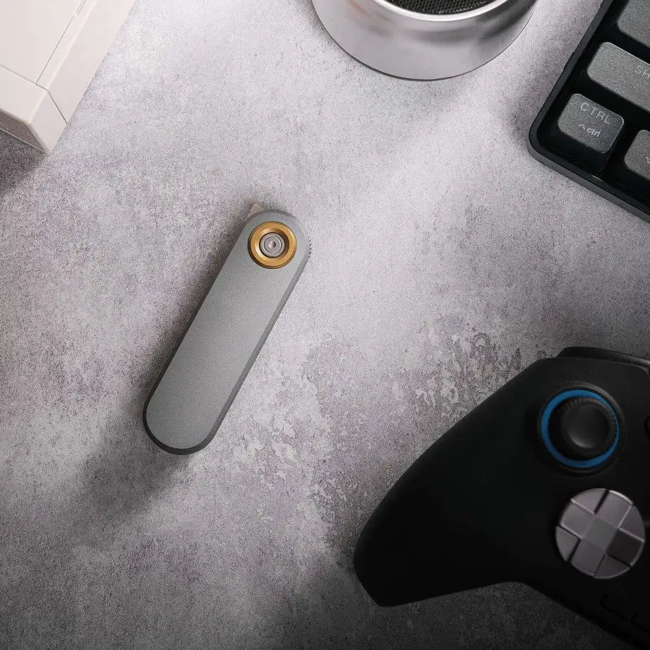 Corgi V | Grey Aluminium + 14C28N - A3703