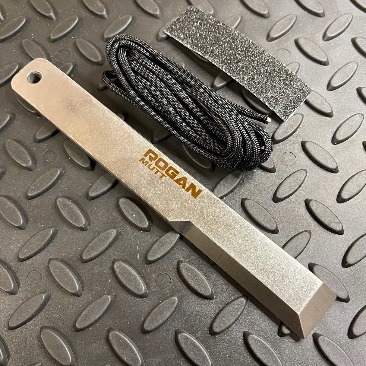 MUTT FOREMAN Pry Bar