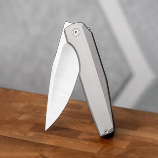 Folding Knives