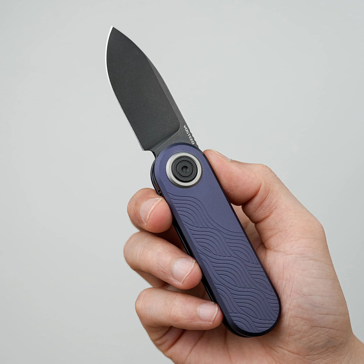 Corgi V | Dark Slate Blue Milled Aluminium + 14C28N - A3723