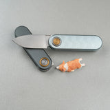 Corgi V | Macaron Blue Milled Aluminium + 14C28N - A3725