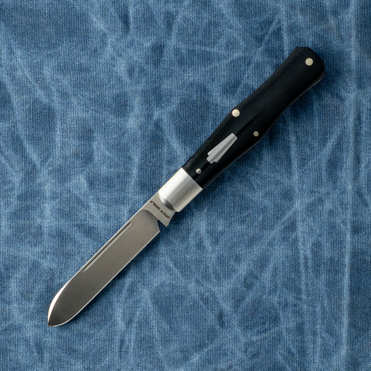 Gateway Coffin | Smooth Black Bone