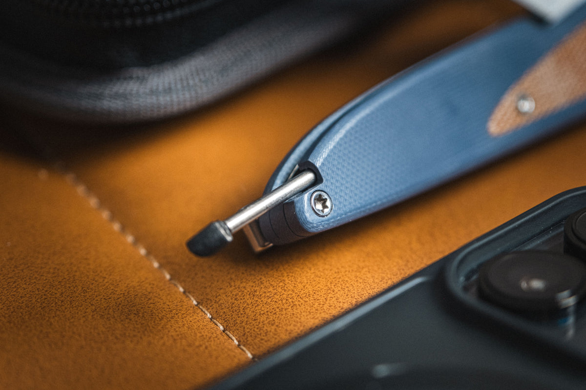 Doodler | Horizon Blue G10 + Satin S35VN