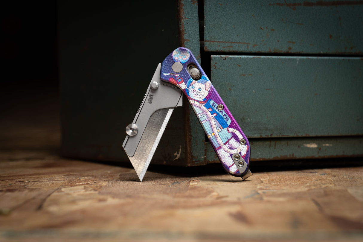 Yuti Utility Knife | Kitty Cosmo Crew G10