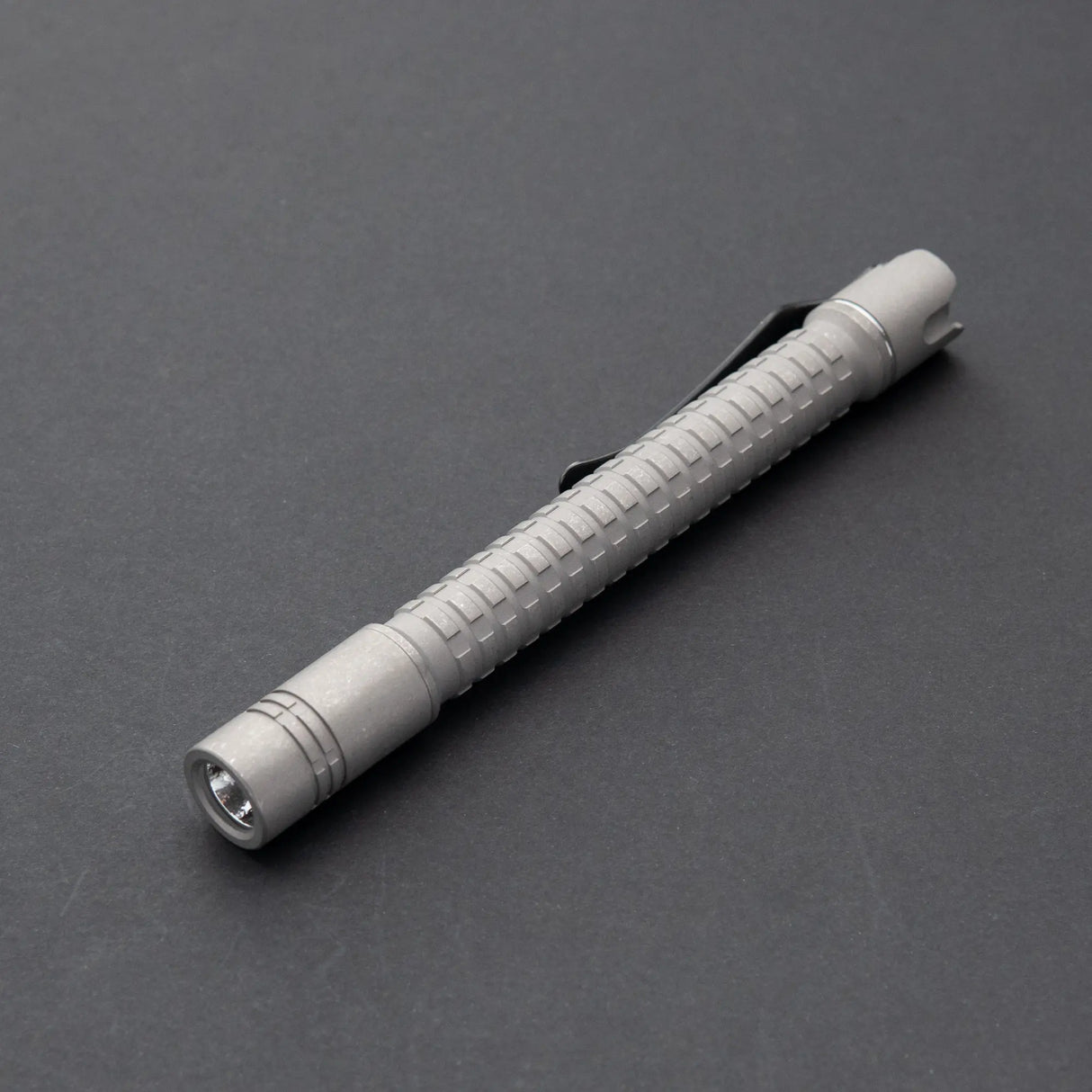 Penlight MkII | Titanium Frag
