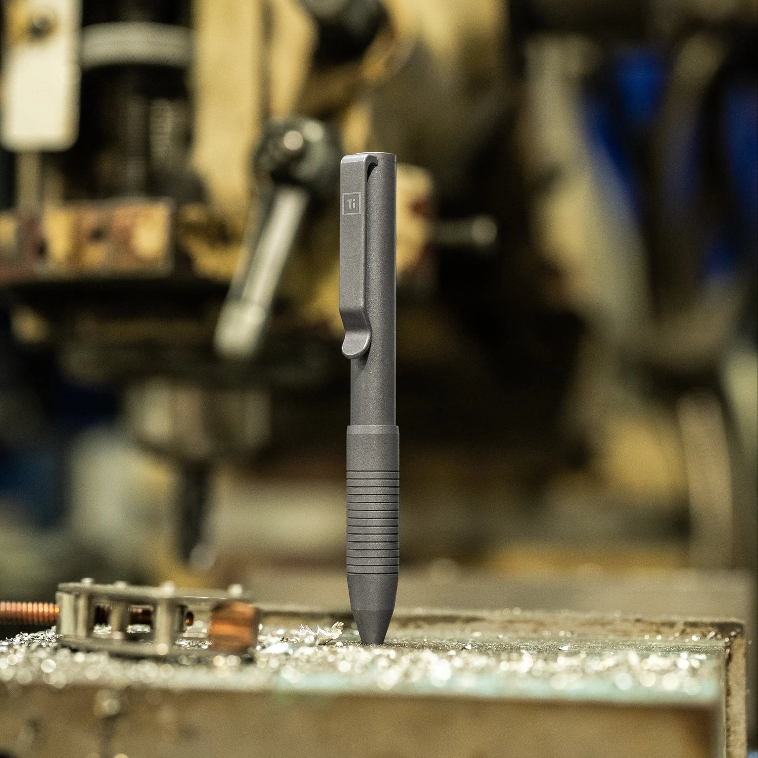 USA Pocket Pro Pen - Titanium