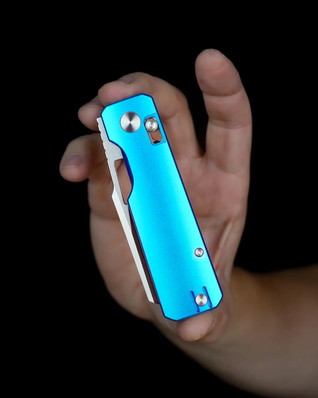 Aura Talon | Blue Aluminium + Stonewash 14C28N