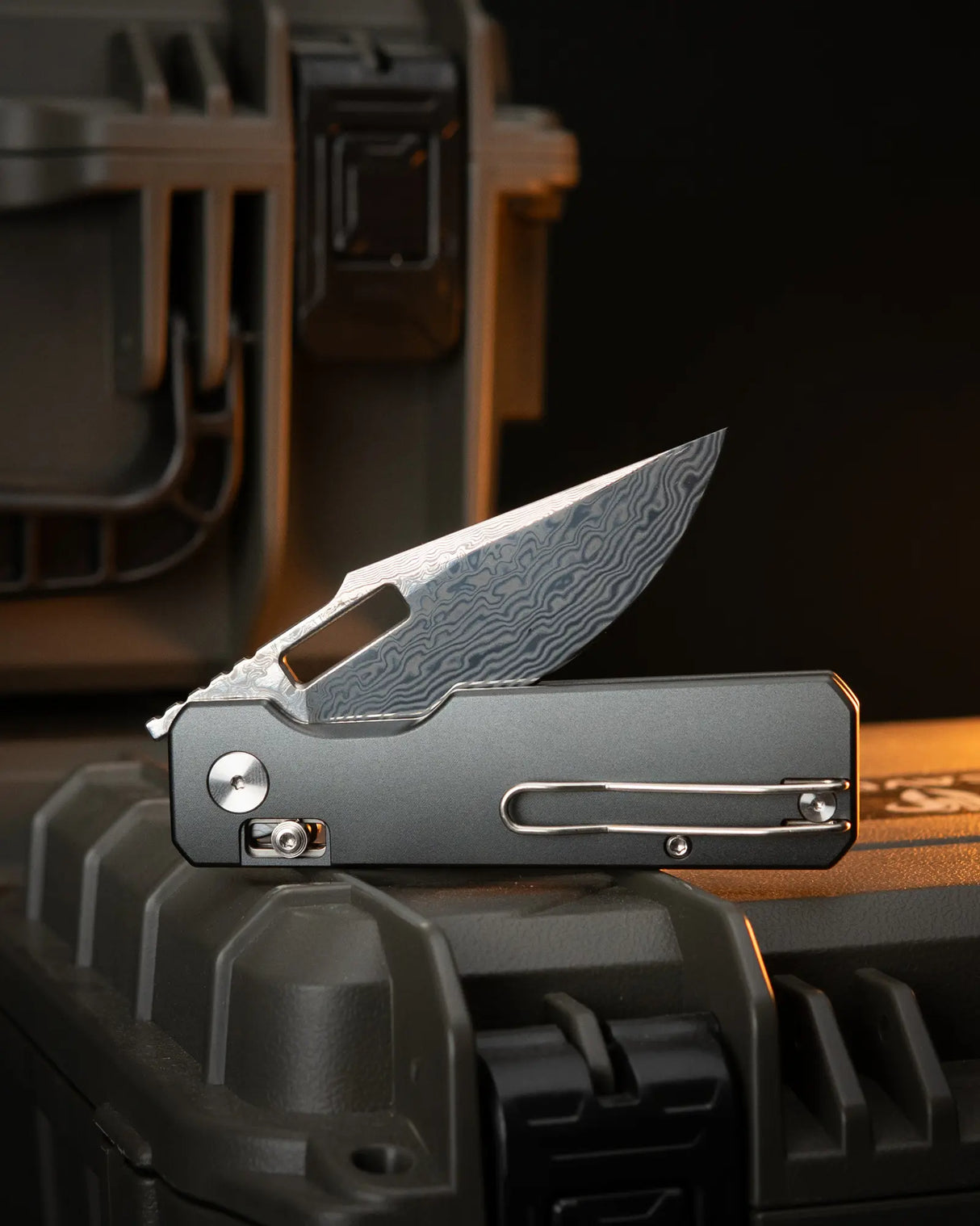 Aura Drop Point | Grey Aluminium + Dama