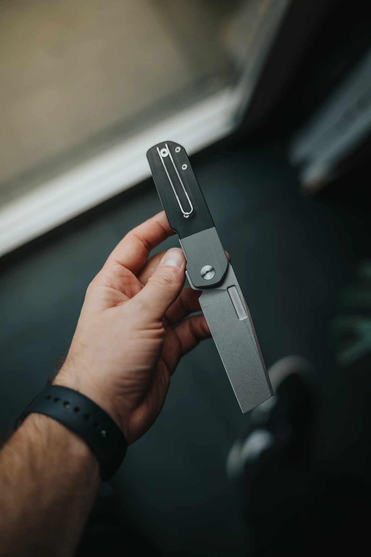 Avid 2 | Grey/Black G10 + Stonewash