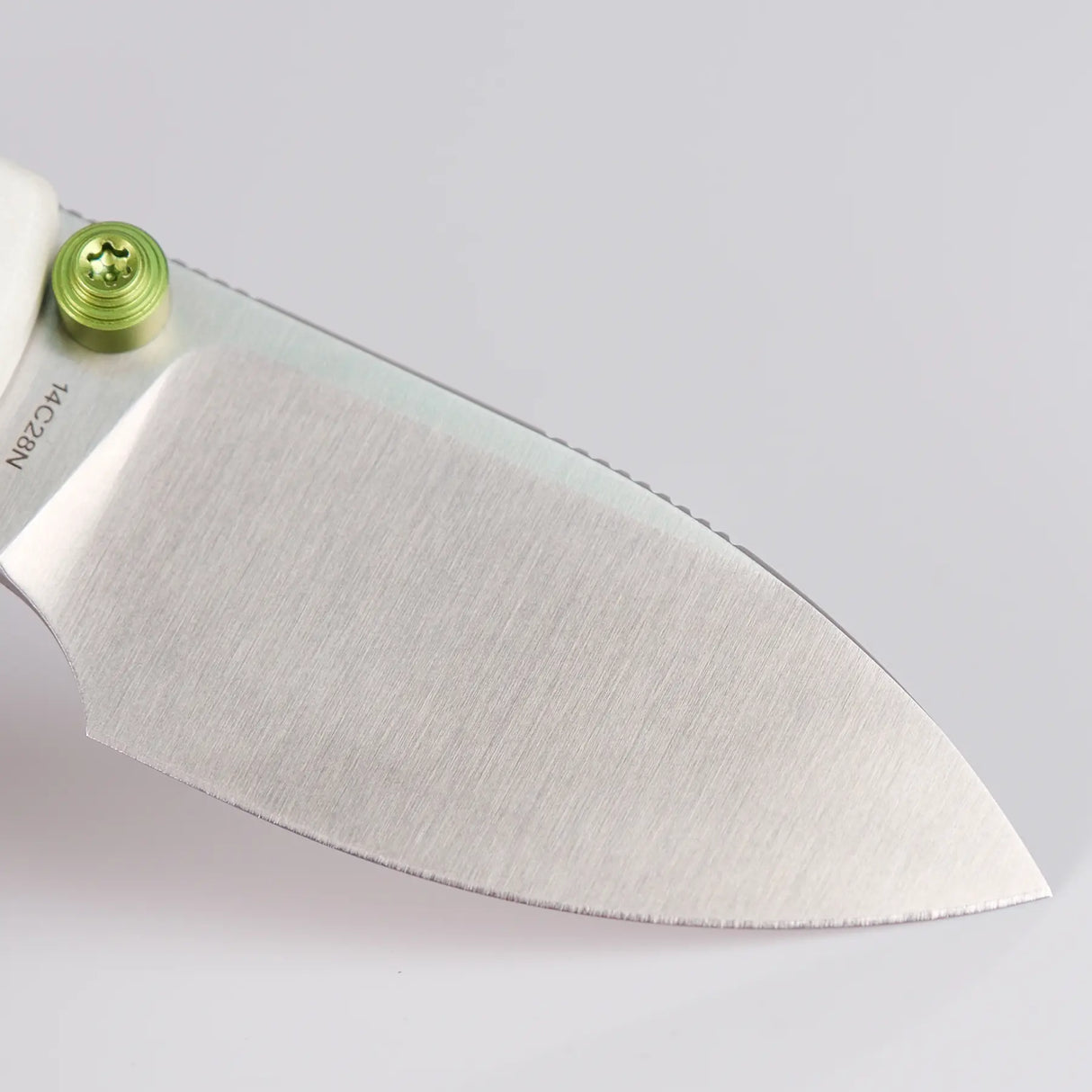 Raccoon Cub | White G10 + Satin 14C28N - A3603