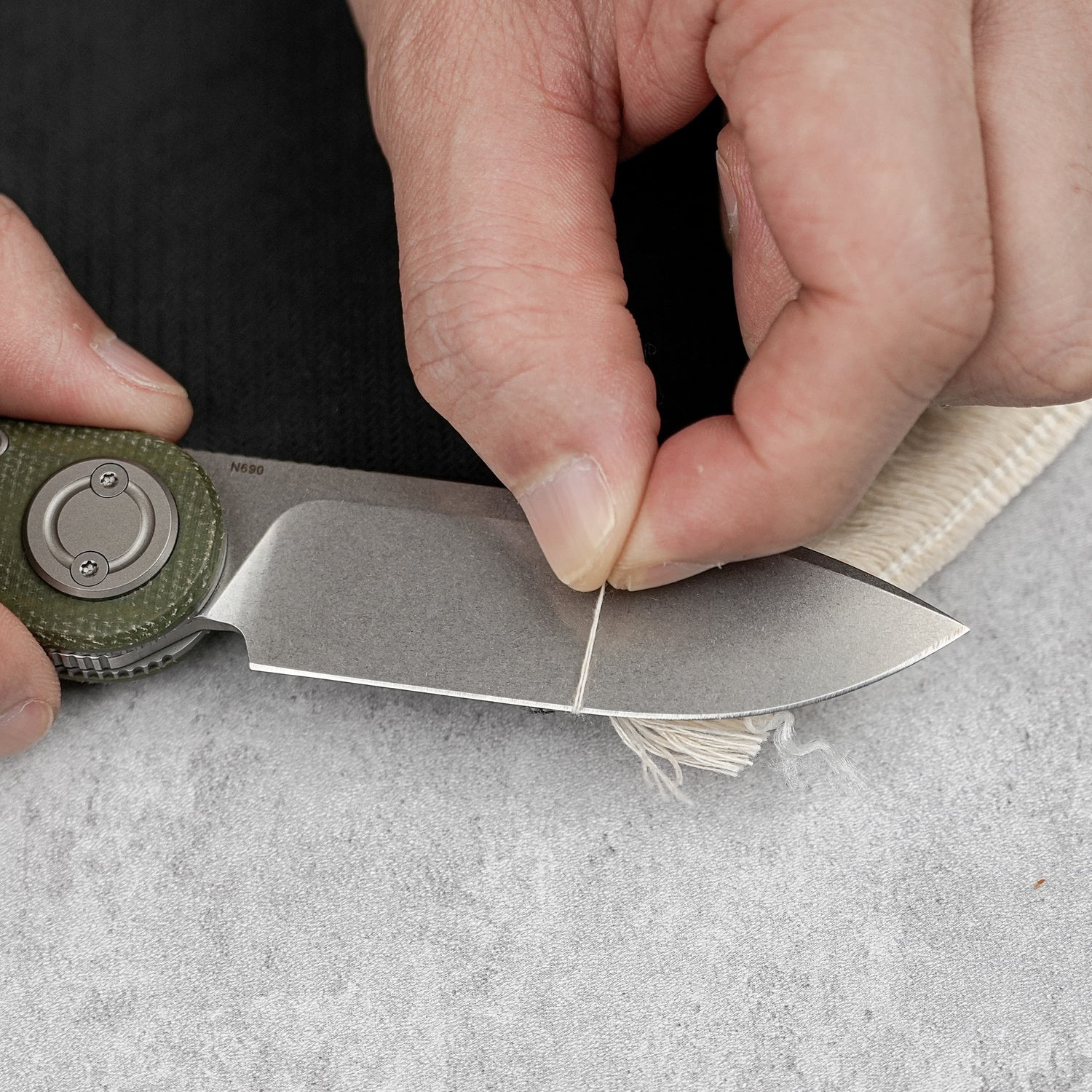 Corgi V 295 | Green Frag Micarta + N690 - A3710