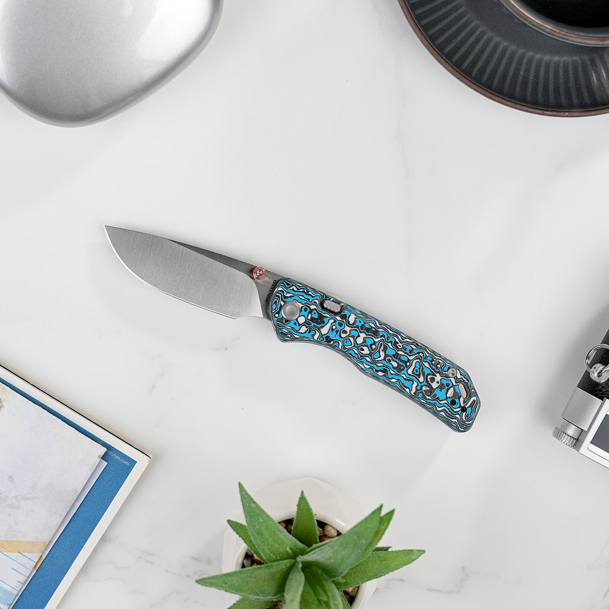 Marten | Blue Carbon Fibre + 154CM - A1609