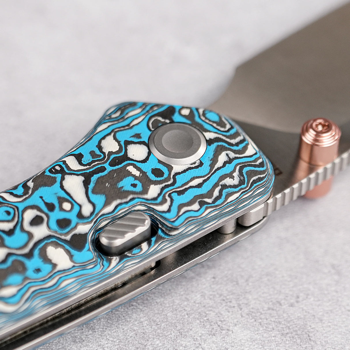 Marten | Blue Carbon Fibre + 154CM - A1609